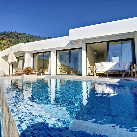 Villa Noah - Private Sunset Hideaway By Lovelystay