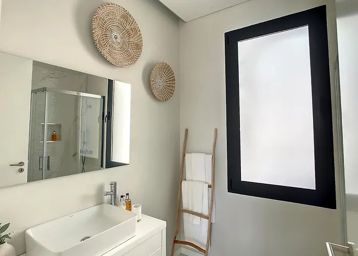 Villa Noah - Private Sunset Hideaway By Lovelystay Arco da Calheta (Madeira)