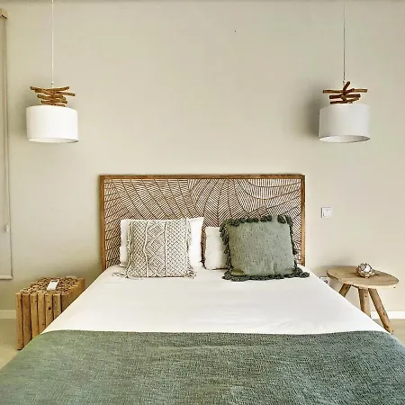 Noah - Private Sunset Hideaway By Lovelystay